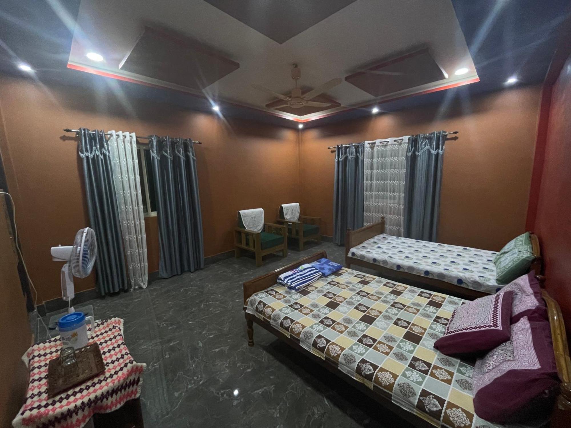 Deka'S Homestay Tezpur Esterno foto